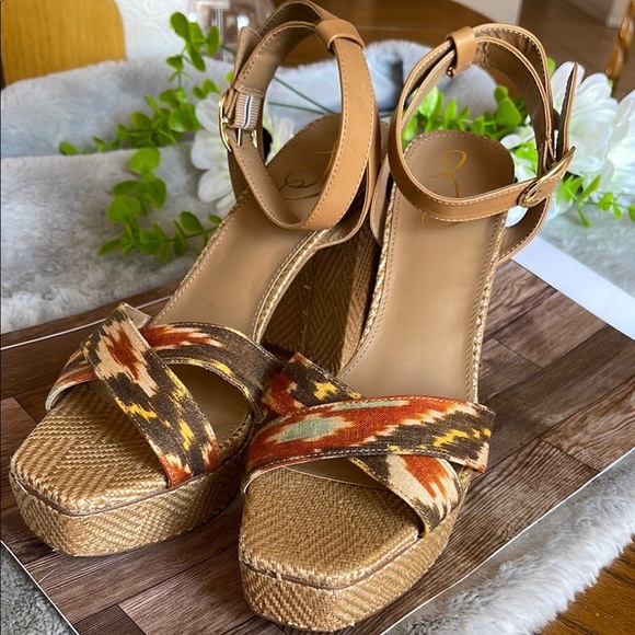 Women's Tan and Multicolor Platform Sandals - Picture 4 of 8